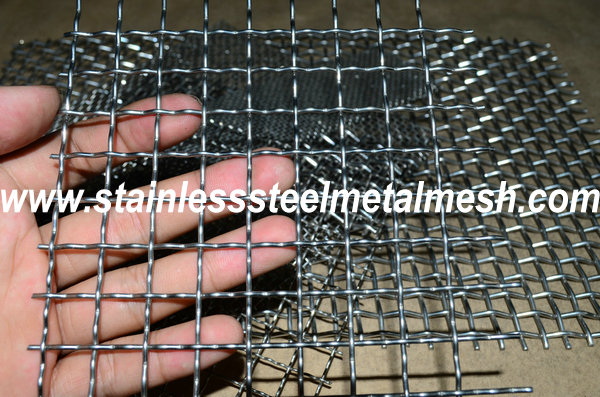 BWG14 (2.03mm Wire Dia.) Crimped Wire Mesh Aperture Size 4mm